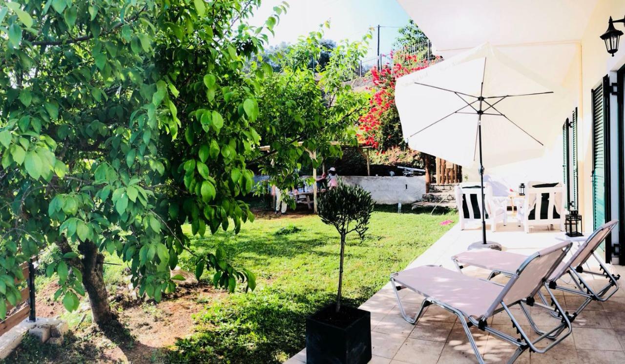 Chez Nikos Villa Kompitsion Luaran gambar