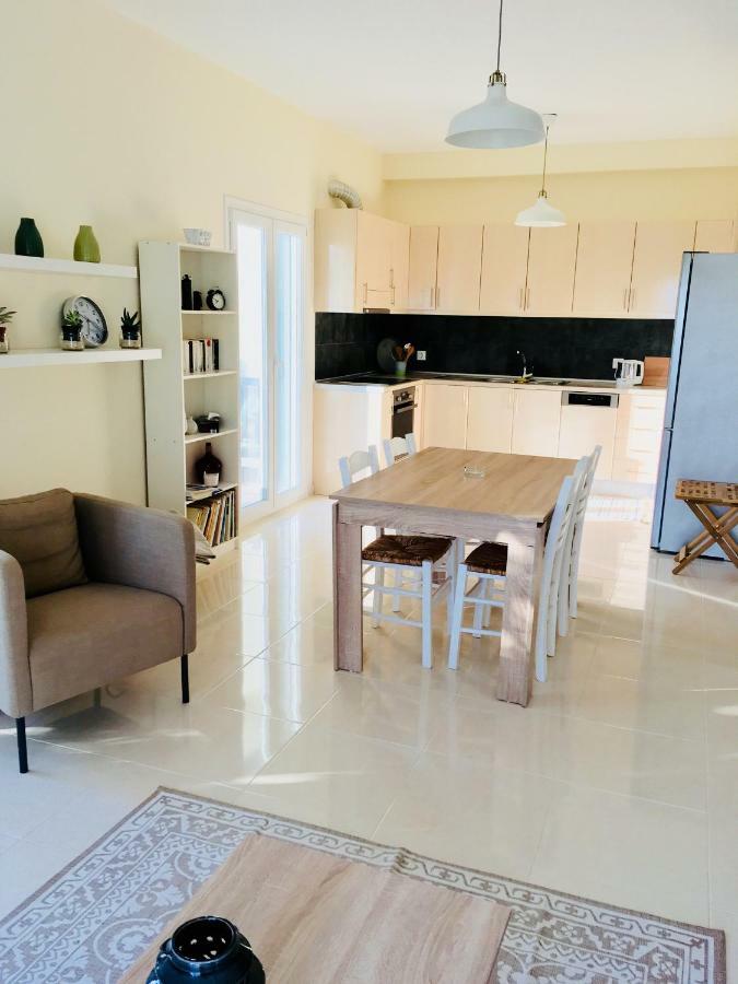 Chez Nikos Villa Kompitsion Luaran gambar